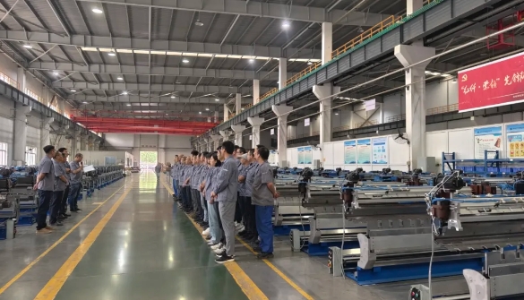 鄭紡機(jī)所屬企業(yè)華縈公司成立“紅纖·縈領(lǐng)”黨員先鋒隊(duì) 以實(shí)干擔(dān) 